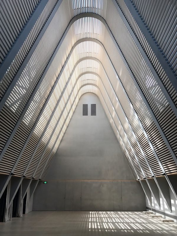 Arquitetura Brutalista: A Beleza do Concreto Exposto